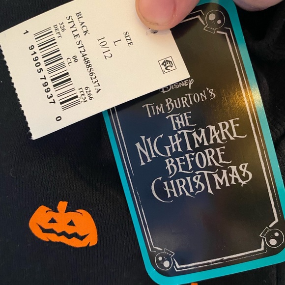 NEW Nightmare before Christmas Top - Picture 10 of 12